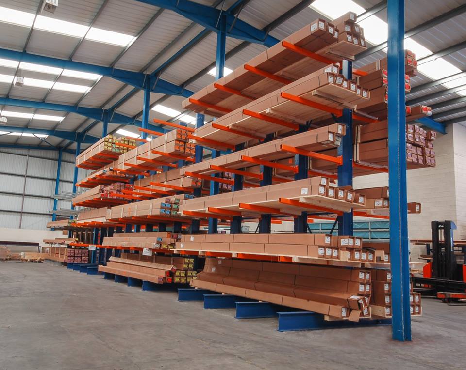 kệ sắt tay đỡ kệ sắt tay đỡ