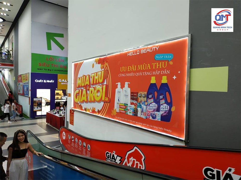 quảng cáo sản phẩm trong thang cuốn siêu thị quảng cáo sản phẩm trong thang cuốn siêu thị