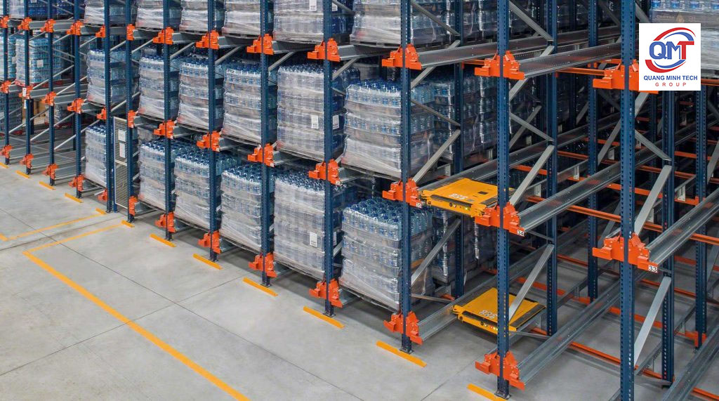 Hệ thống lưu trữ pallet bán tự động Hệ thống lưu trữ pallet bán tự động