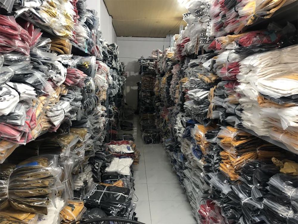 Kho hàng quần áo Kho hàng quần áo