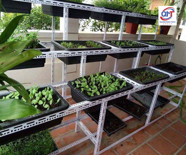 Các bước tự làm kệ trồng rau bằng sắt v lỗ